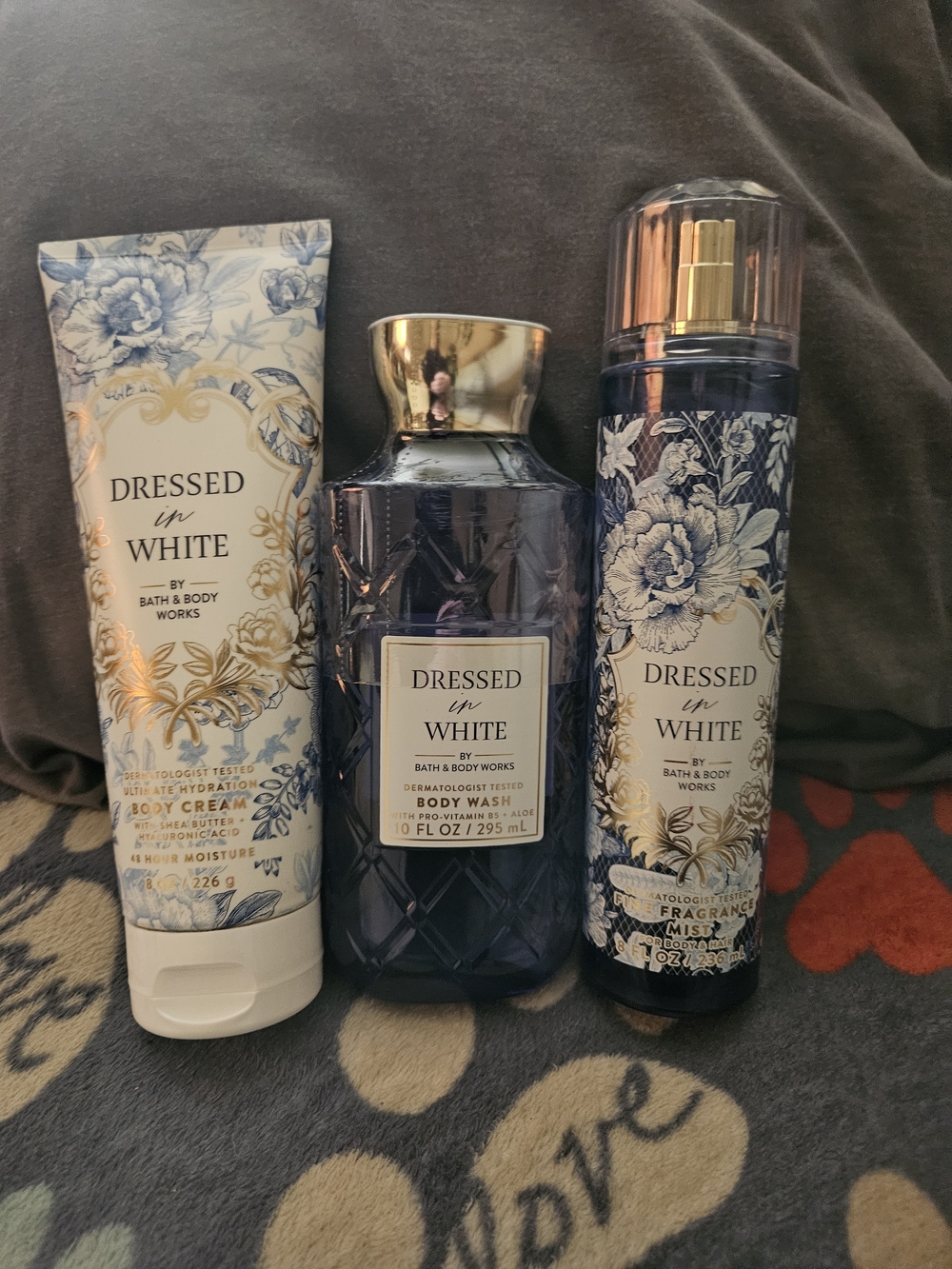 Bath & Body Works Dressed in White Set - Navy Blue, White, Gold